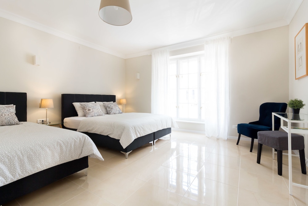 Comfort Triple Room, Multiple Beds, City View (1) photo 2