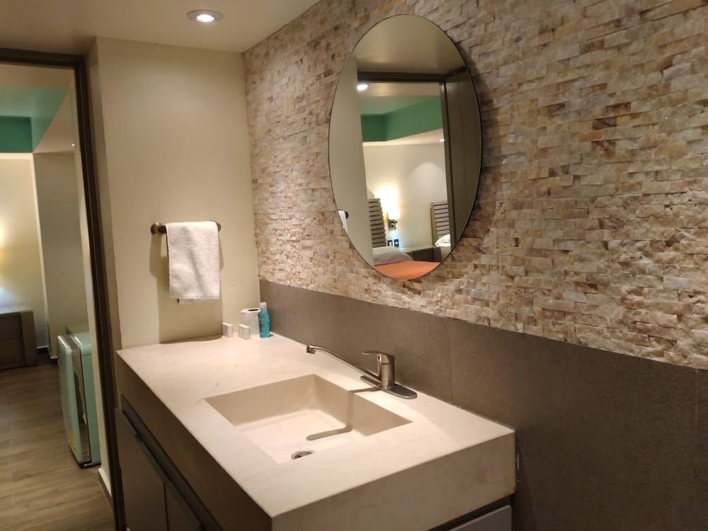 Family Suite - Photo 2