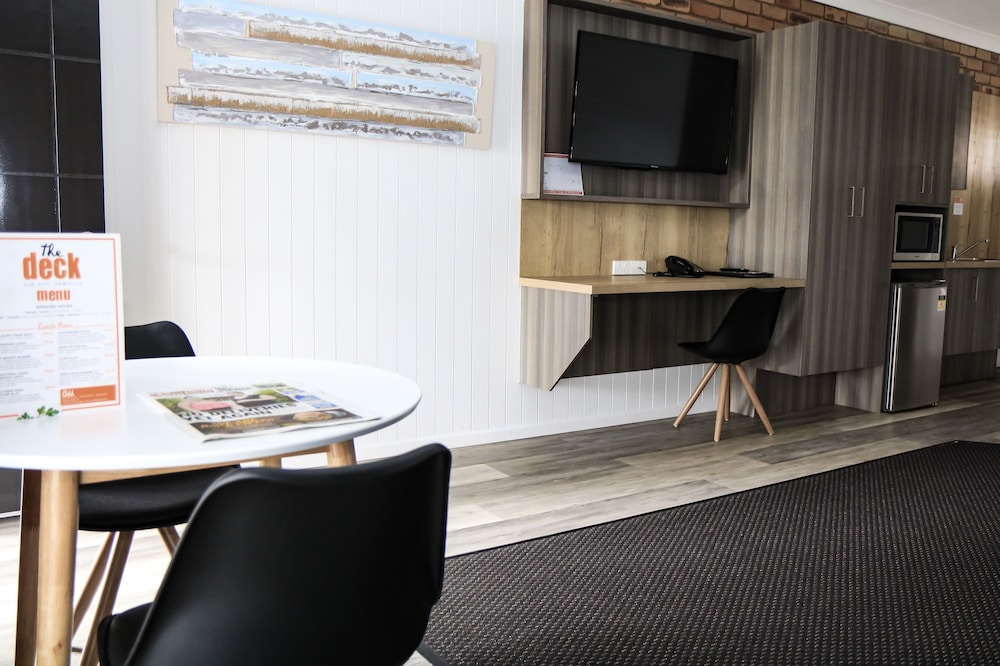 Luxury Unit photo 2