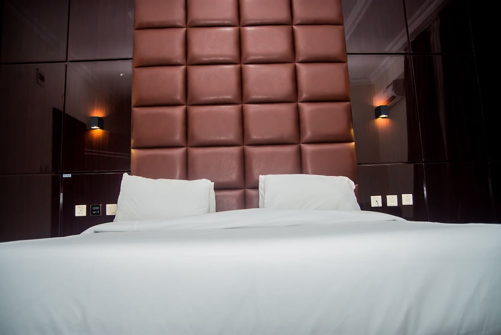 Business Room photo 2