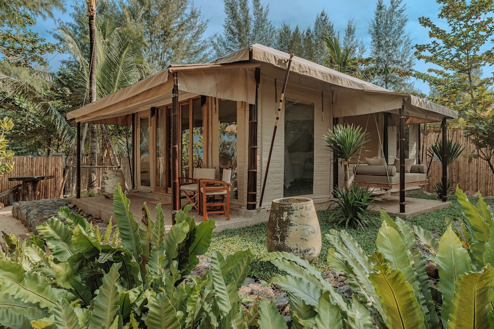 Beach Tent - Photo 8