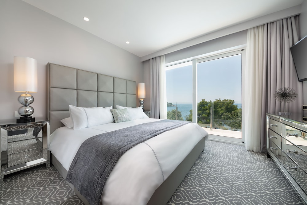 Superior Suite, 2 Bedrooms, Balcony, Sea View