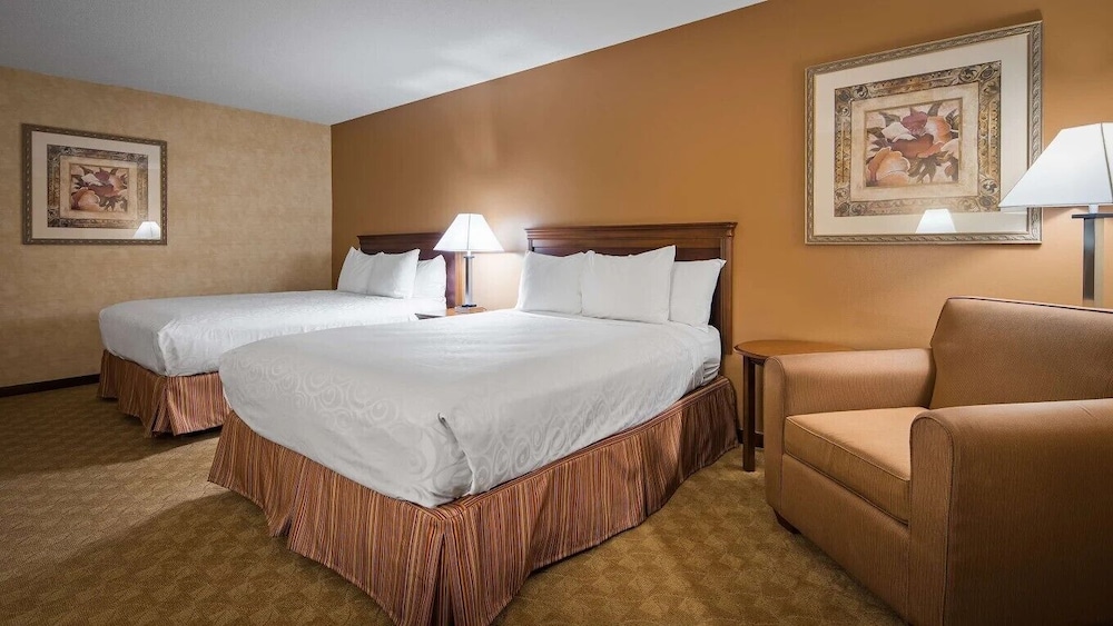 Deluxe Room, 2 Queen Beds, Non Smoking - Photo 2