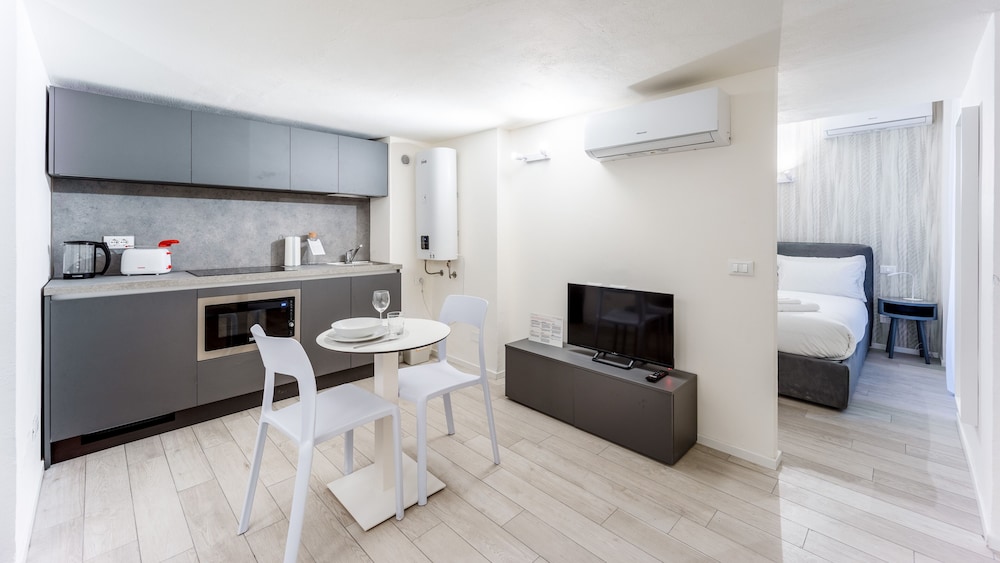 Studio, 1 Double Bed with Sofa bed