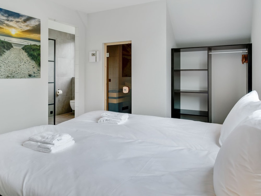 Deluxe House, 3 Bedrooms