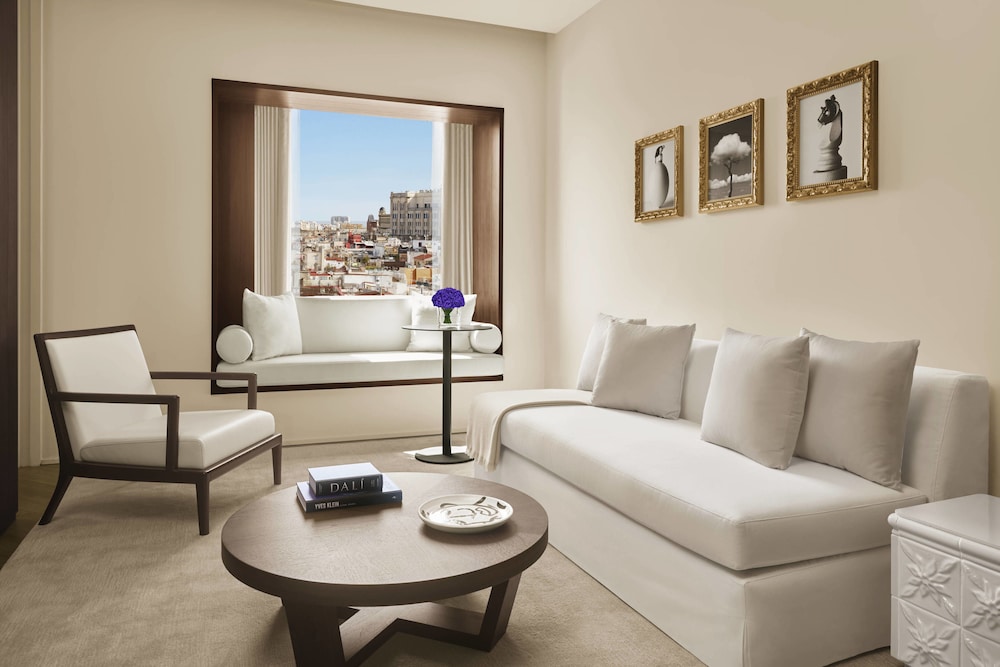 Suite, 1 King Bed