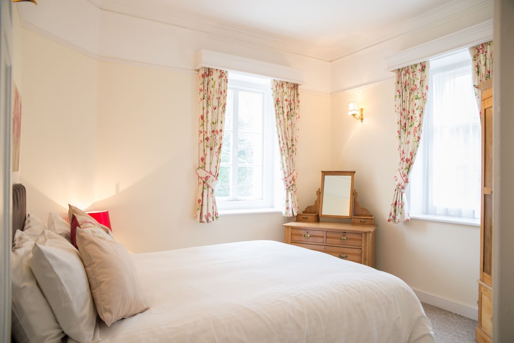 Premier Apartment, Ensuite, Sea View (Seymour (2 Bedrooms)) photo 2