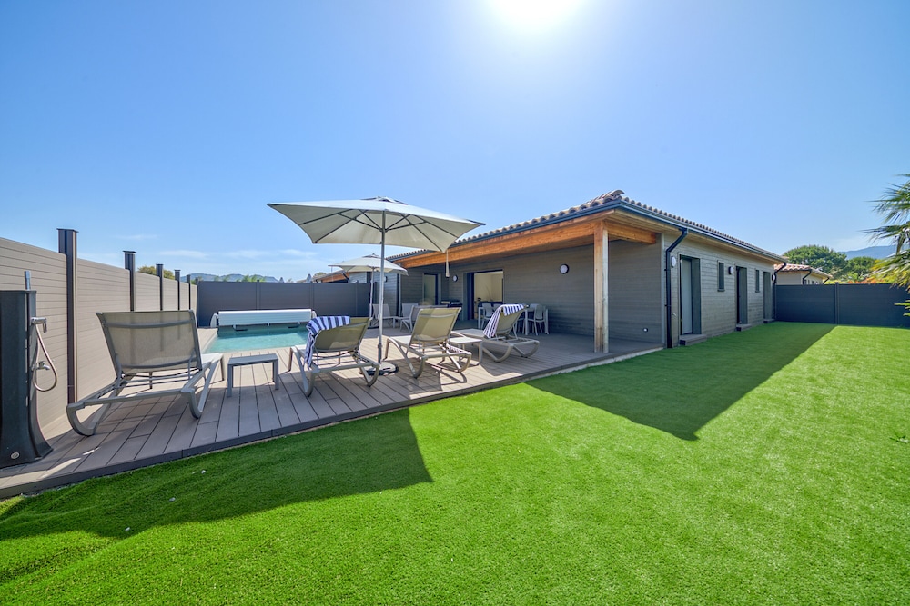 Villa for 8 people - 4 bedrooms - Air-conditioned - Private 7m pool - Spacious terrace