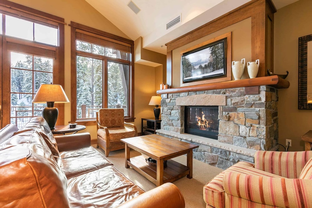 2 Bedroom - Iron Horse Lodge South 510