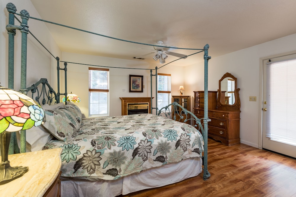 Premium House, 3 Bedrooms photo 2