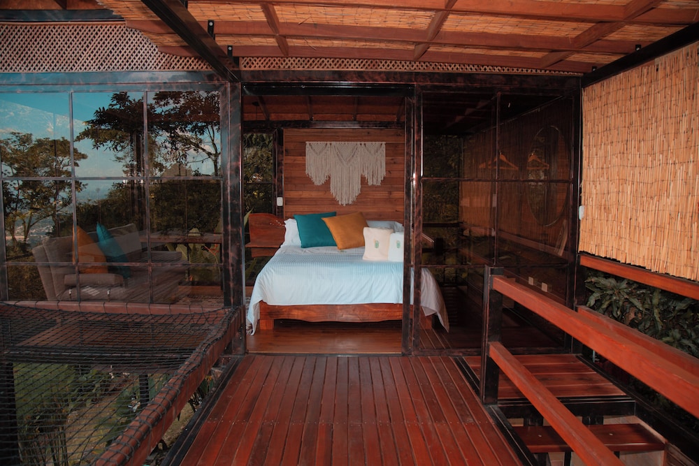 Executive Cabin photo 1