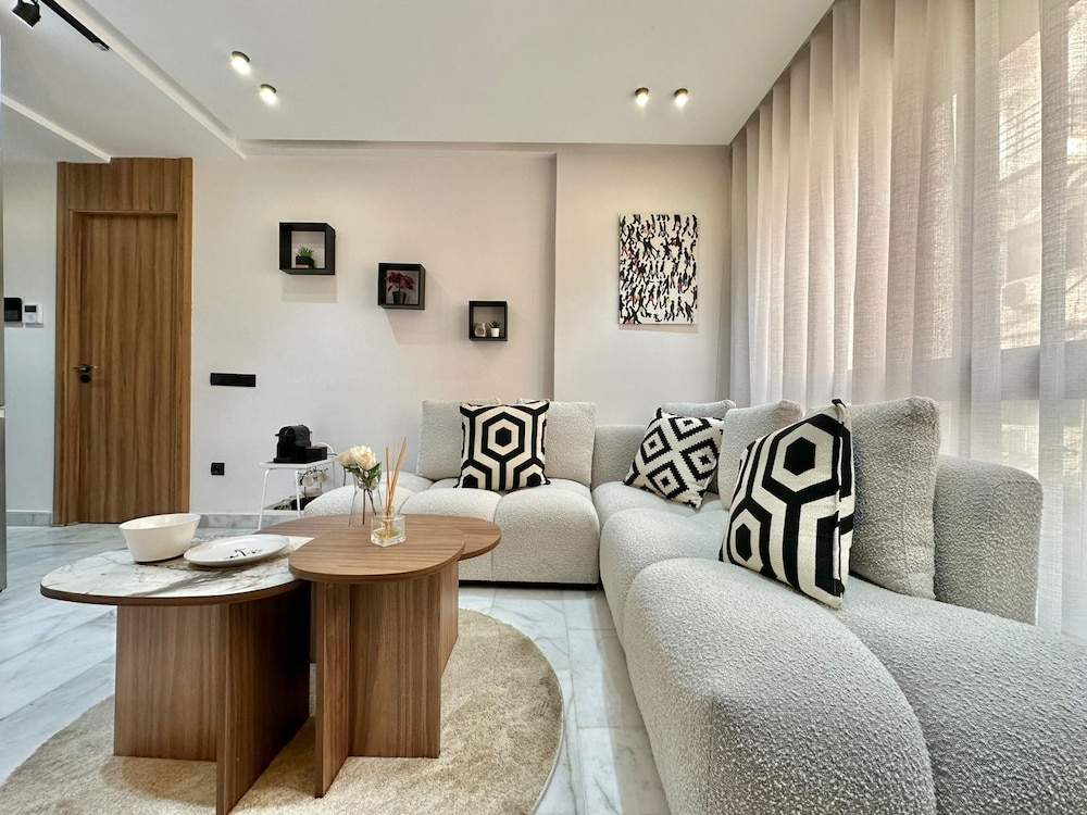 Comfort Studio, Balcony, City View