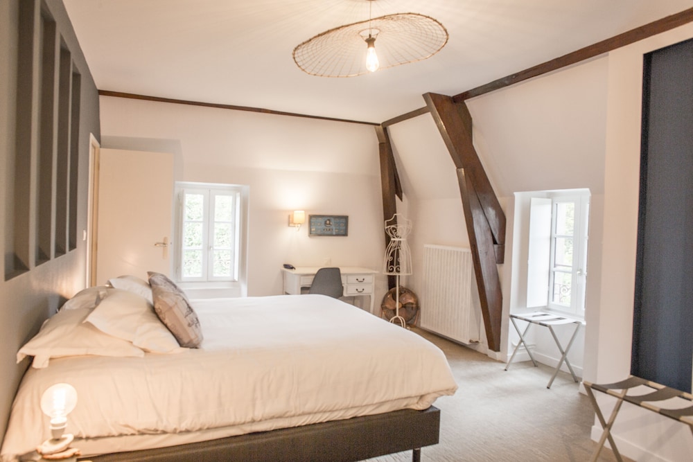 Luxury Room, 1 King Bed, Park View photo 1