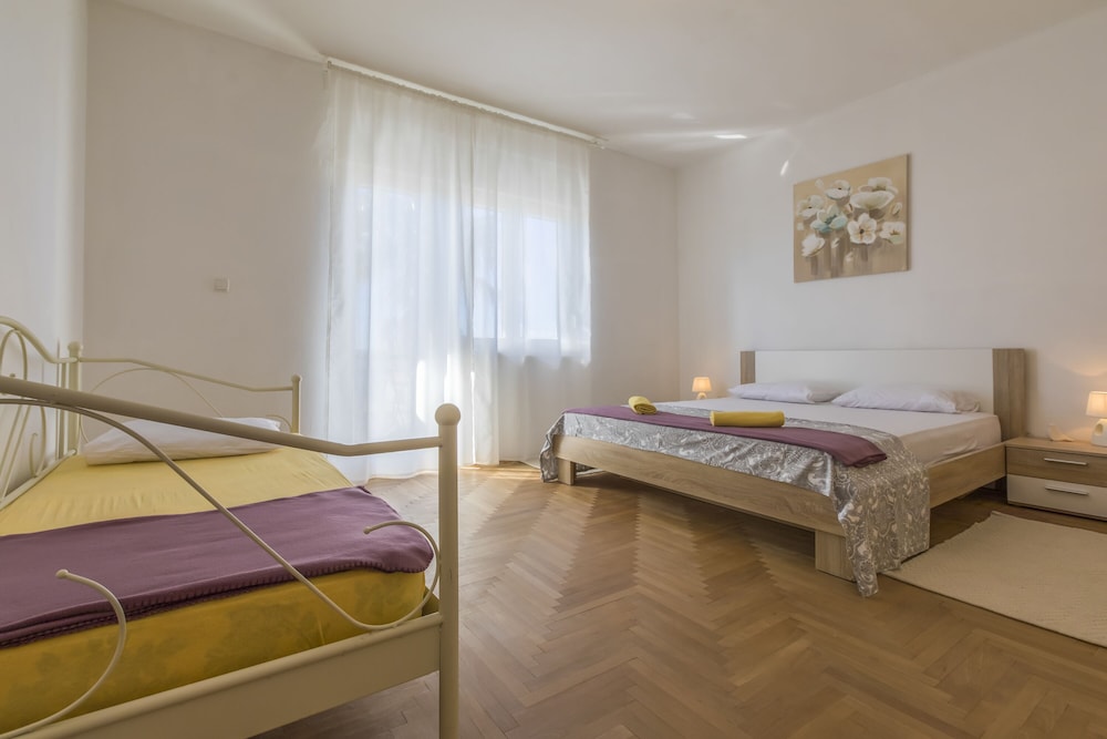Apartment, Sea View