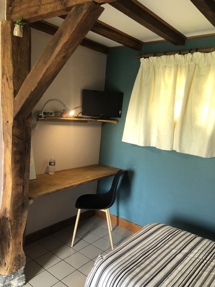 Classic Double or Twin Room photo 2