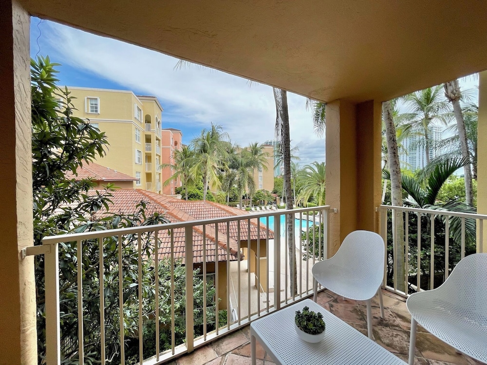 Apartment, 2 Bedrooms, Resort View photo 3