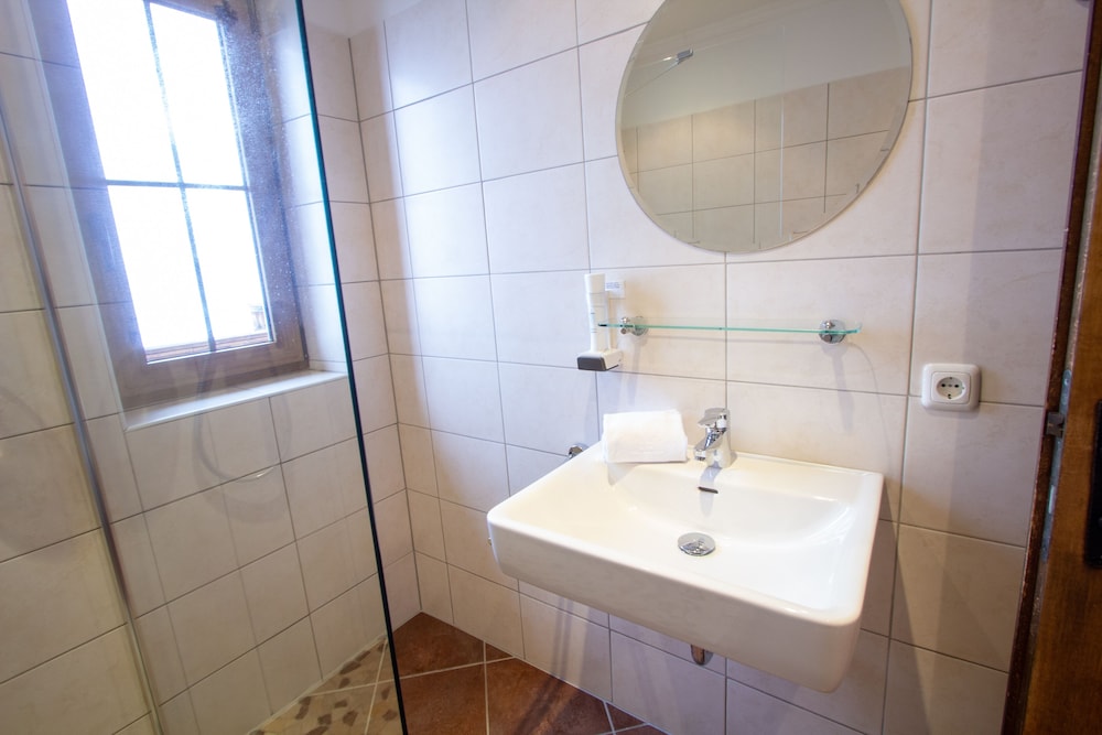 Apartment, 2 Bedrooms, Balcony (lake view, incl. cleaning fee EUR 100)