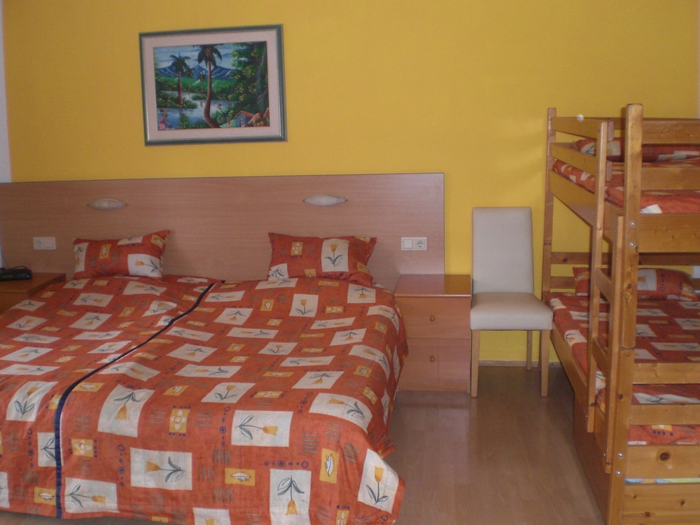 Superior Quadruple Room photo 1