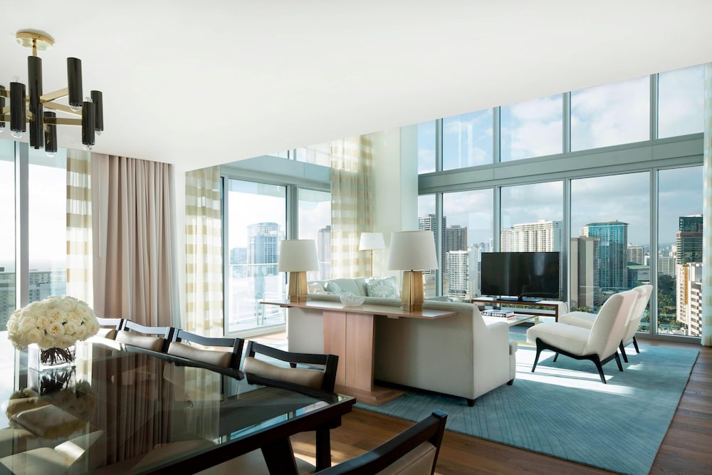 Signature Suite, 4 Bedrooms thumbnail 5