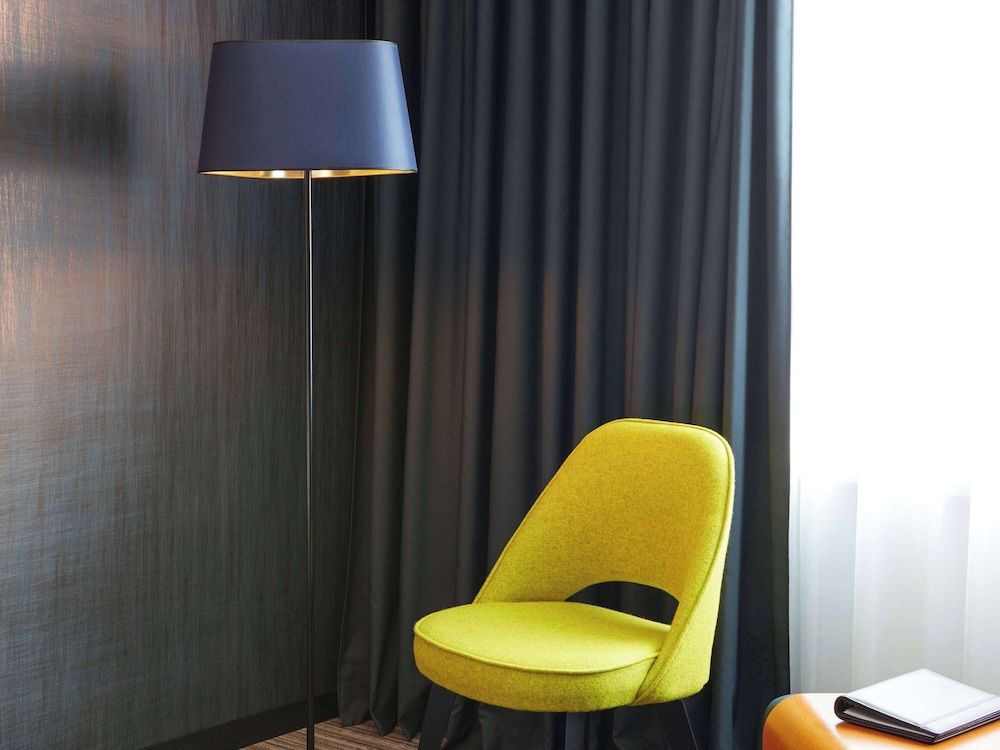 Room, 1 King Bed (Magnifique) - Photo 3