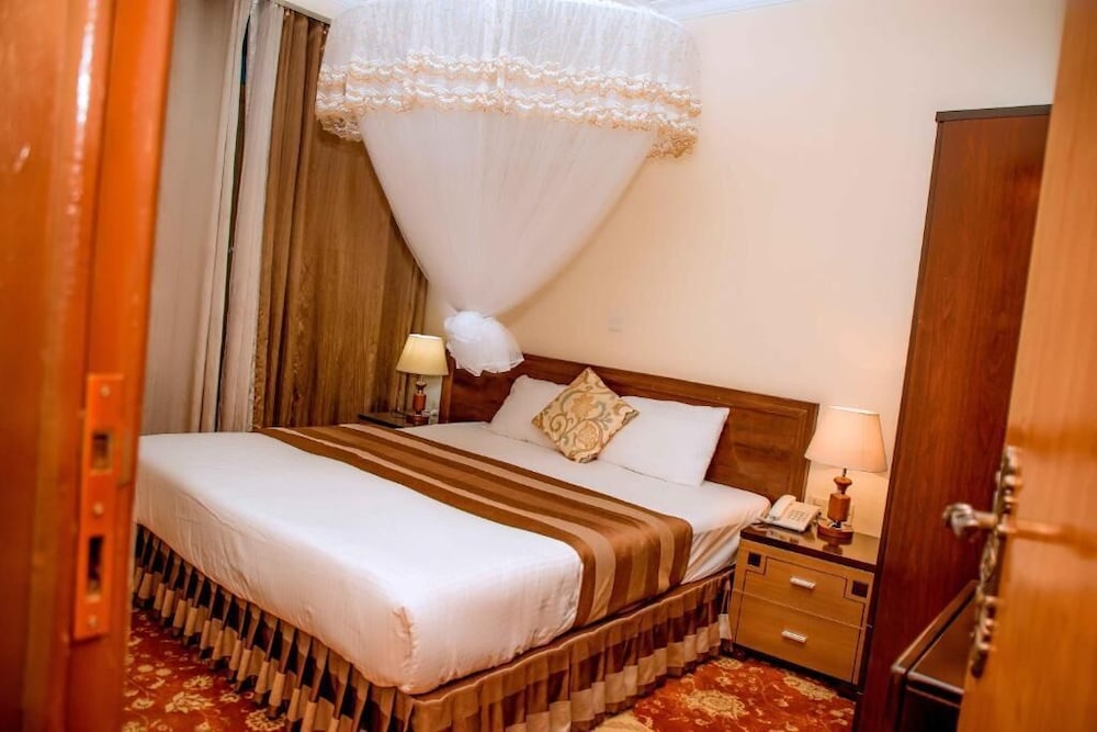 Single Room, Balcony