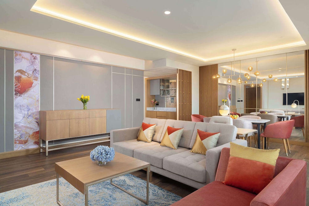 King Premium Suite - Photo 5