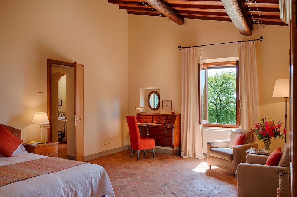 Apartment, 2 Bedrooms, Accessible, Pool Access photo 1