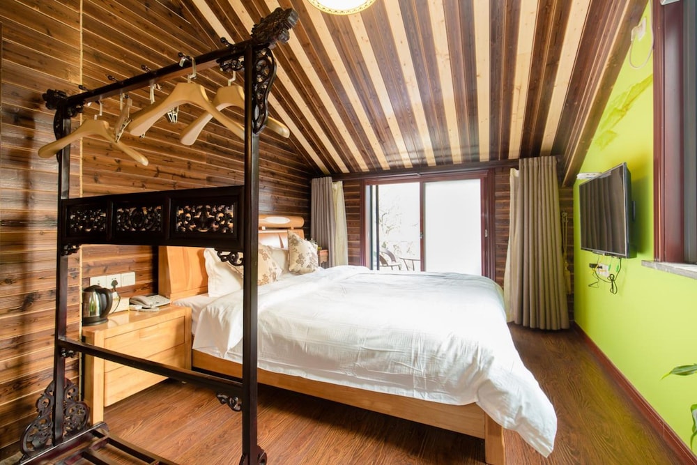 Design Double Room (A)