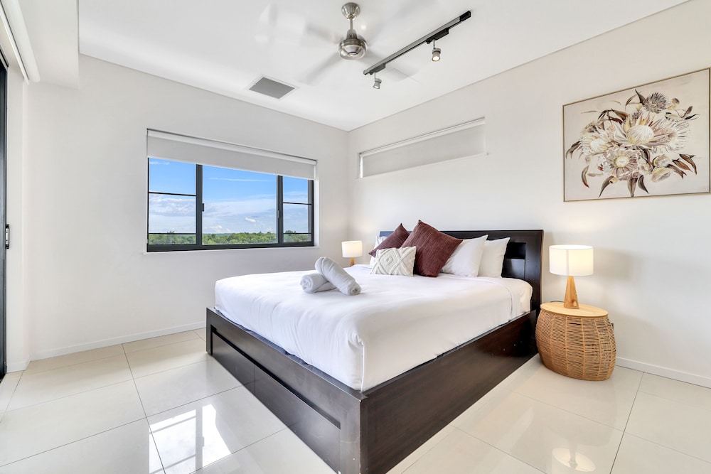 Premium Apartment, 3 Bedrooms, Ocean View photo 2