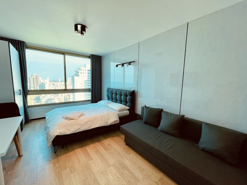 Family Triple Room, Sea View - Photo 10