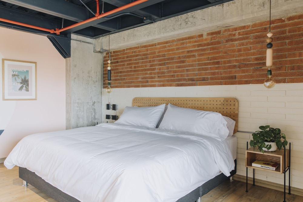 Standard Double or Twin Room - Photo 6