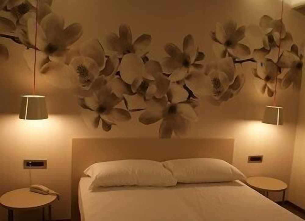 Room (Elegance) photo 1