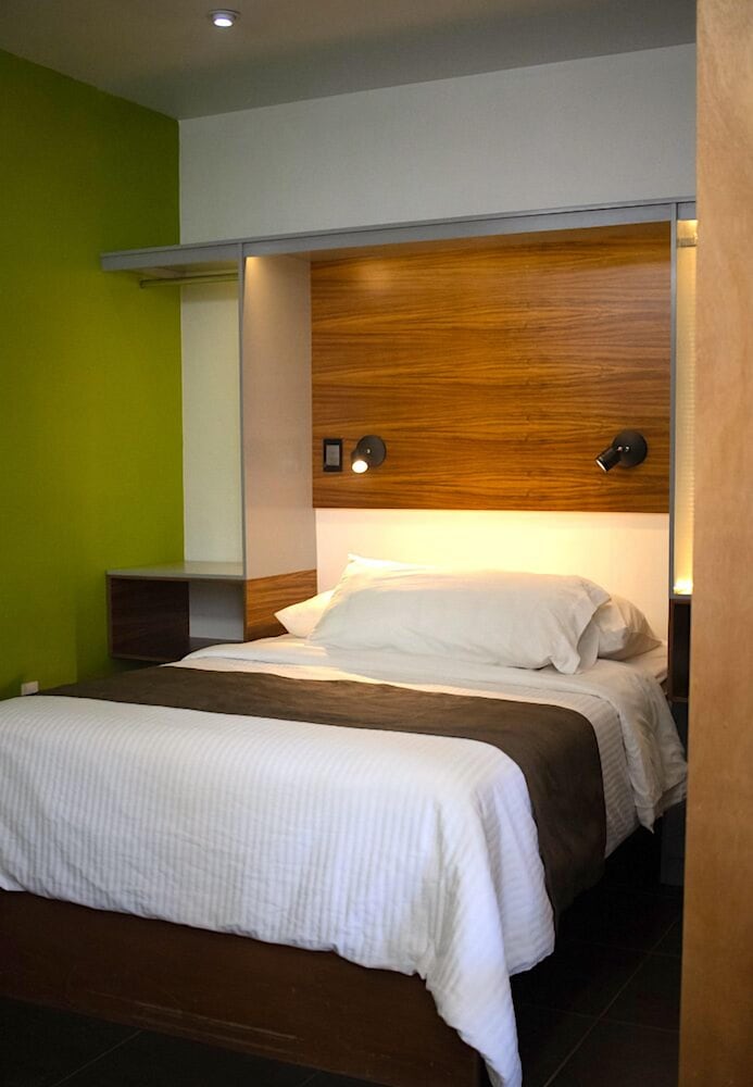 Business Suite photo 1