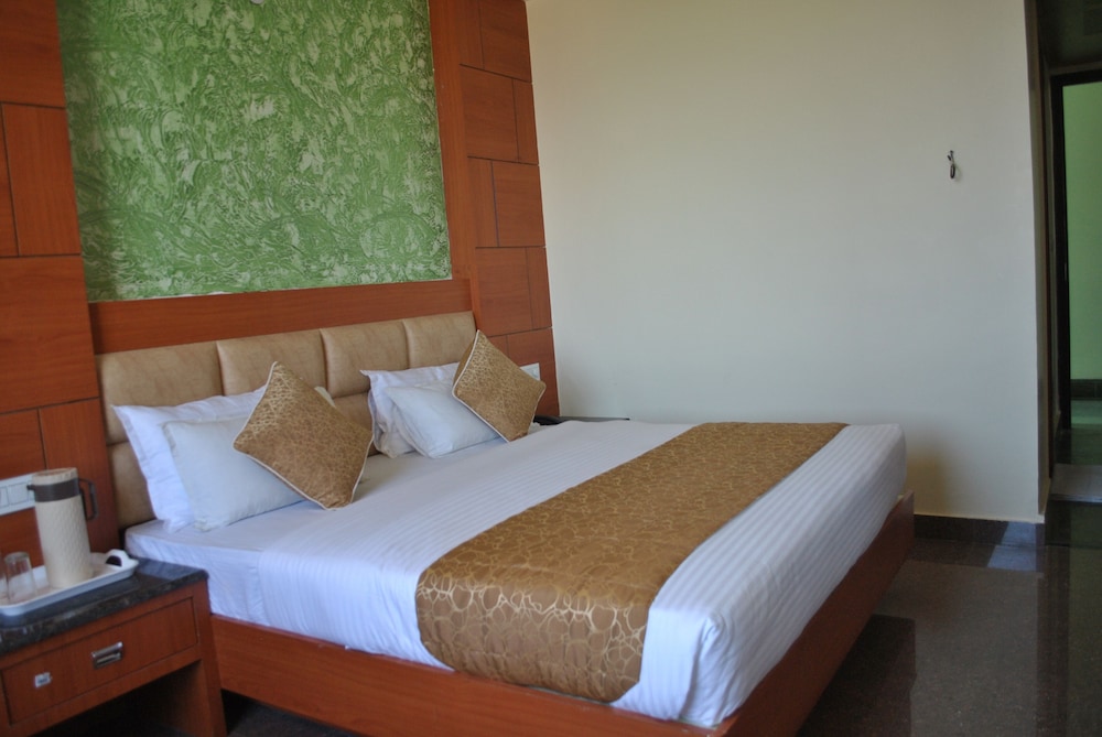 Executive Room, 1 Bedroom, Non Smoking, Mountain View photo 3