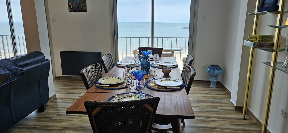 Appartment T4 3ieme etage photo 3