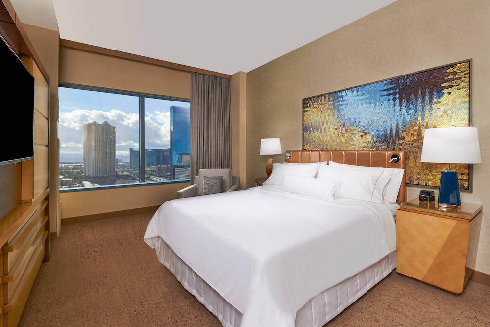 Executive Suite, 1 Bedroom (View) - Photo 3