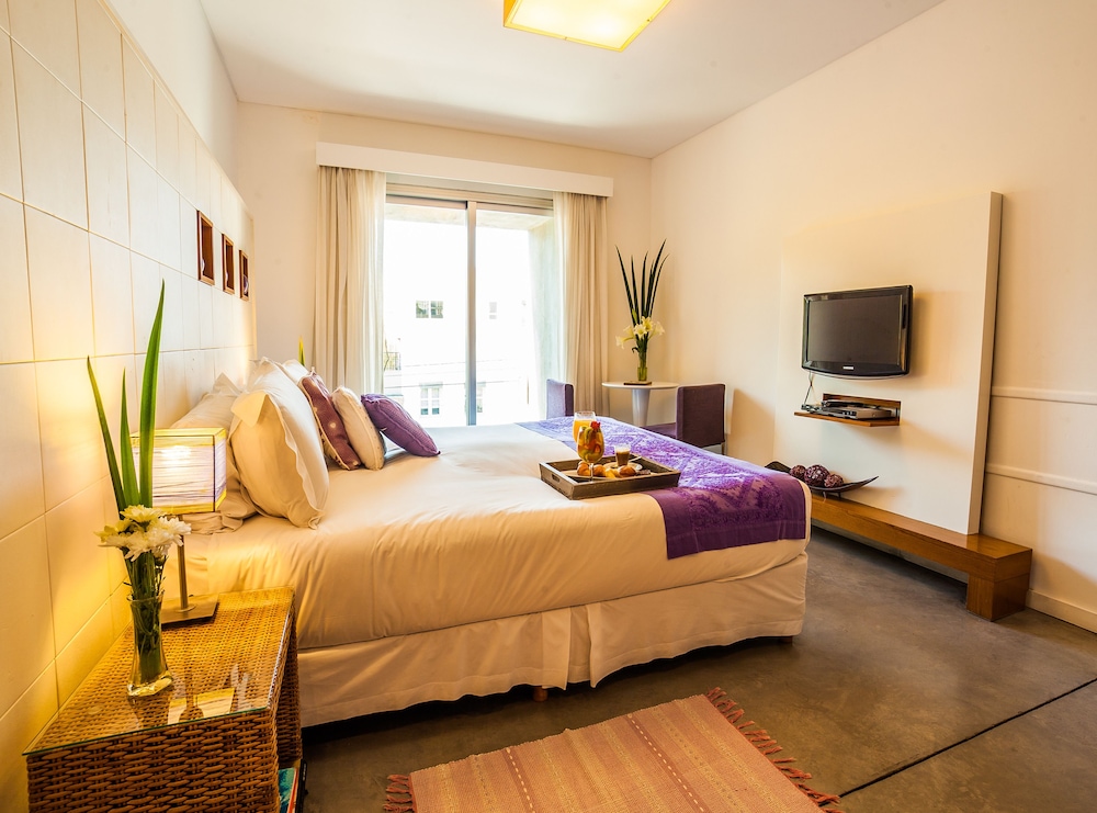 Superior Room, 1 Queen Bed photo 3