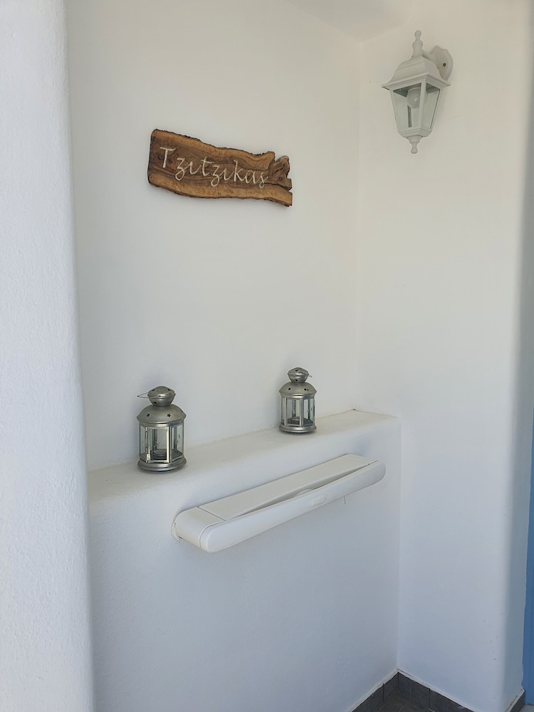 Deluxe Studio (Tzitzikas) photo 3