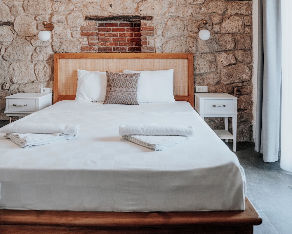 Comfort Room, 1 Queen Bed