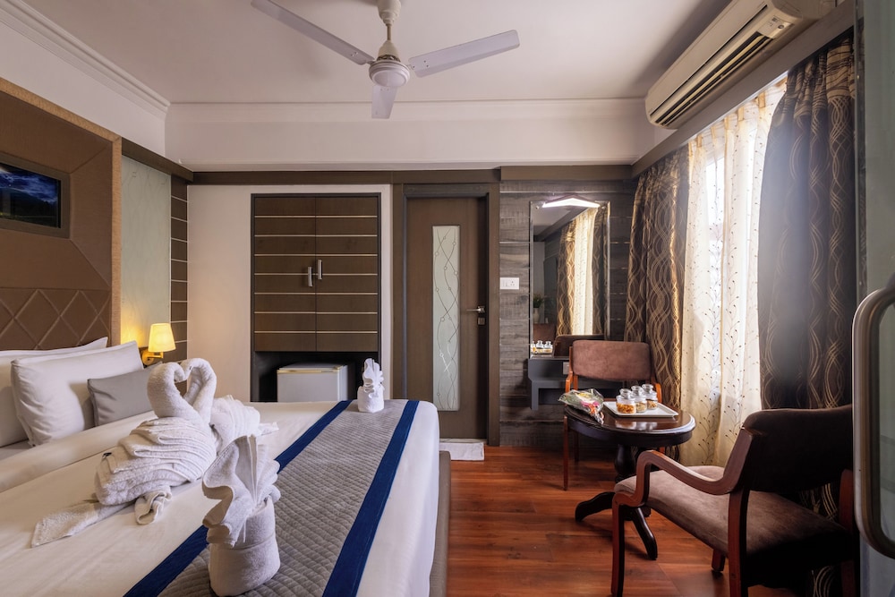 Royal Room photo 1