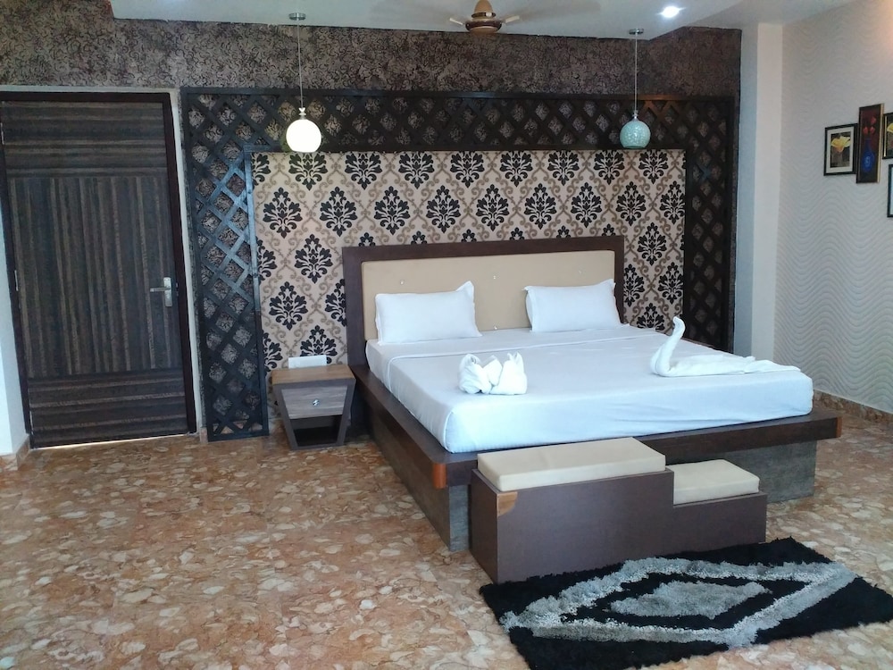 Executive Suite photo 2