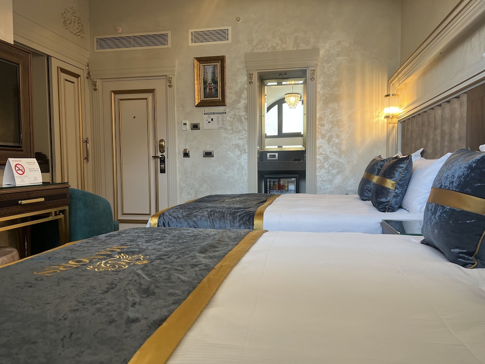 Deluxe Quadruple Room photo 3