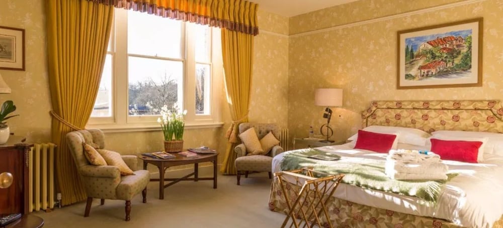 Luxury Double Room, Garden View (Walnut) photo 3