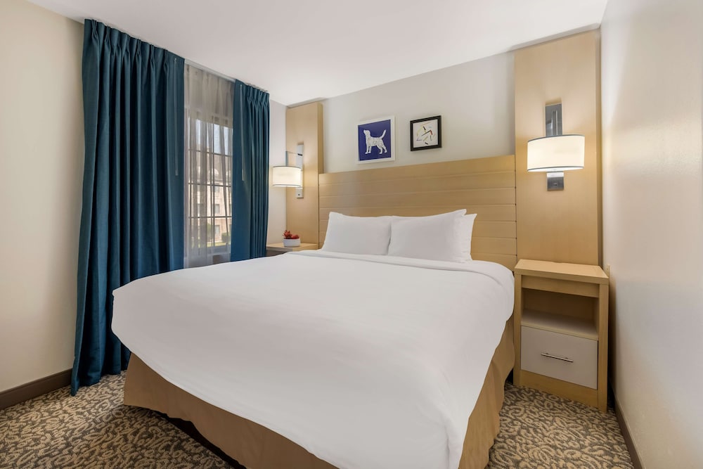 Superior Suite, Multiple Beds photo 3