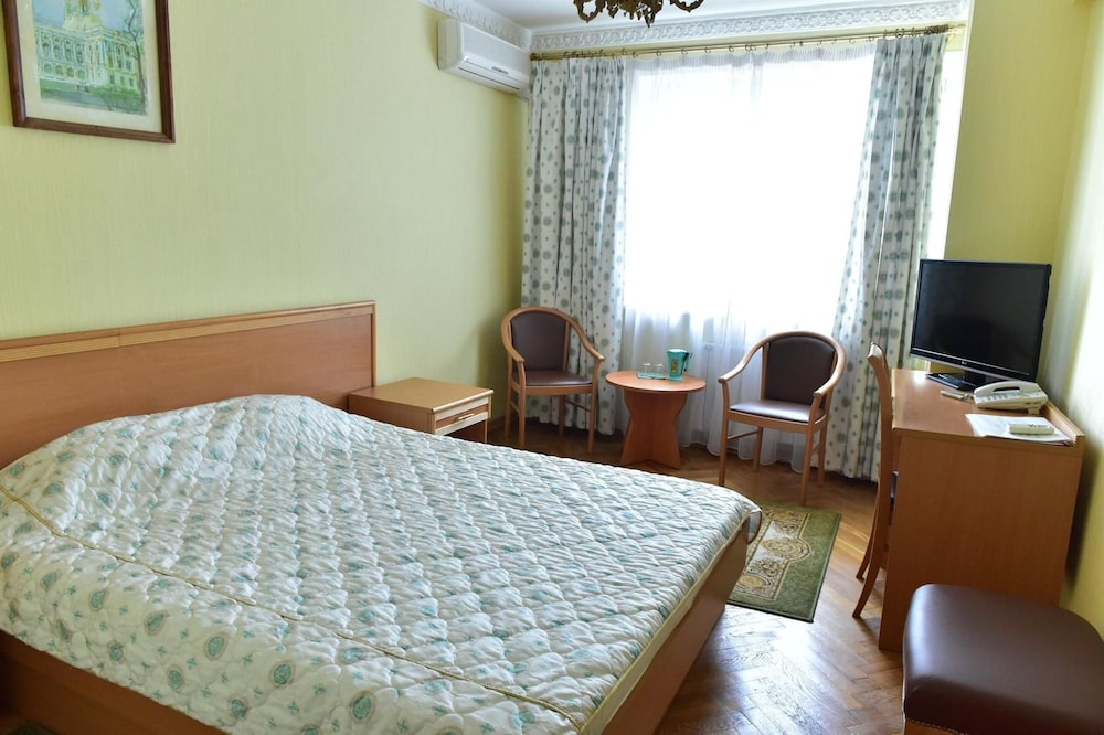 Standard Double or Twin Room photo 2