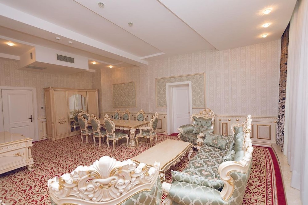 Royal Suite, 1 King Bed, Sea View