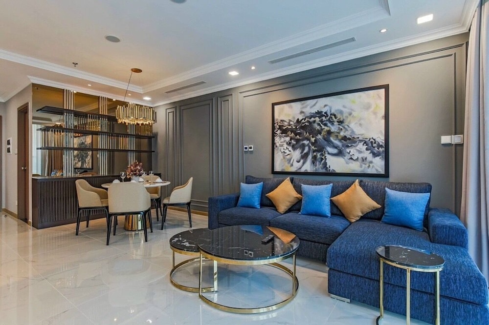 Royal Apartment, 2 Bedrooms, Balcony, River View photo 3