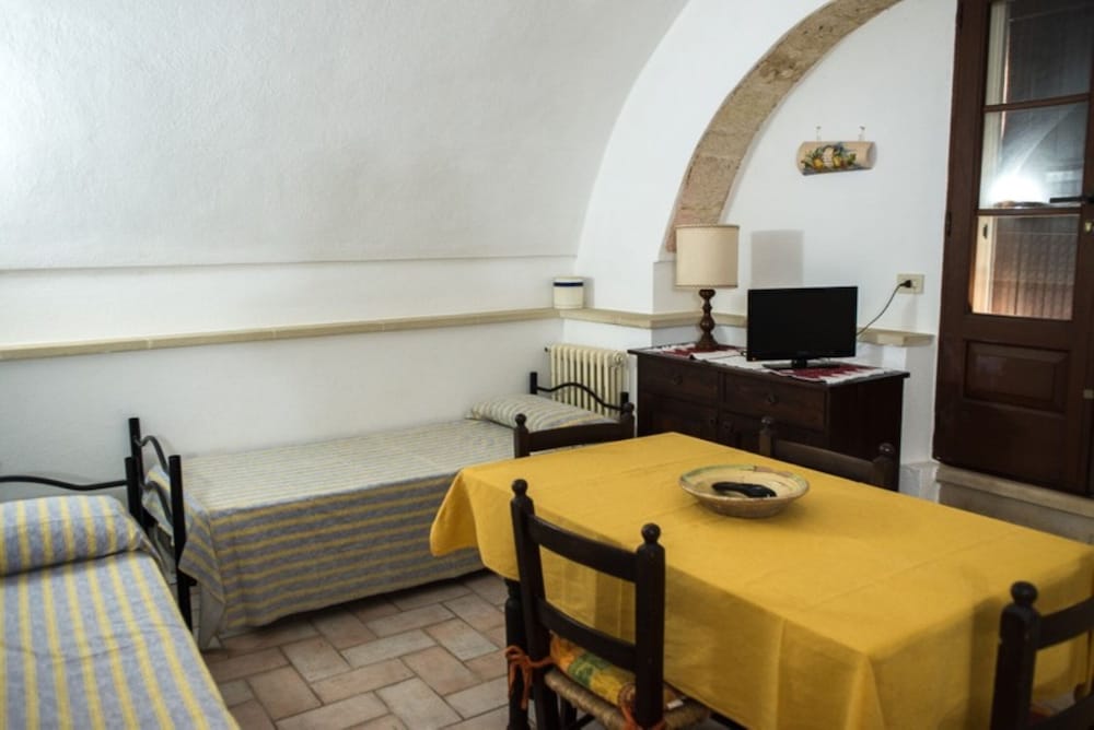 Room, 1 Bedroom, Smoking, Patio photo 2