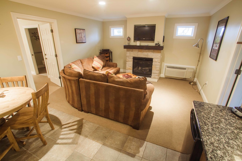 Suite, 2 Bedrooms