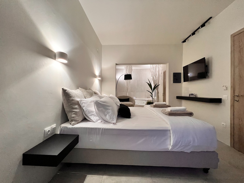 Premium Studio Suite
